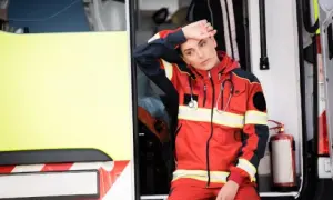 Ile godzin pracuje ratownik medyczny? Zaskakujące fakty o dyżurach