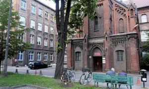 Szpital Degi Poznań: Jak znaleźć pomoc w ortopedii i rehabilitacji?
