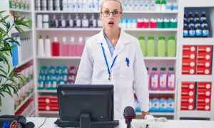 Czy technik farmaceutyczny to zawód medyczny? Poznaj jego rolę i obowiązki