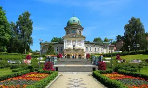 Sanatorium: Jak zdobyć skierowanie z NFZ, ZUS, KRUS? Poradnik