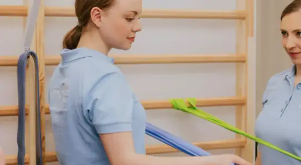 Ile lat trwają studia z fizjoterapii? Odkryj szczegóły programu
