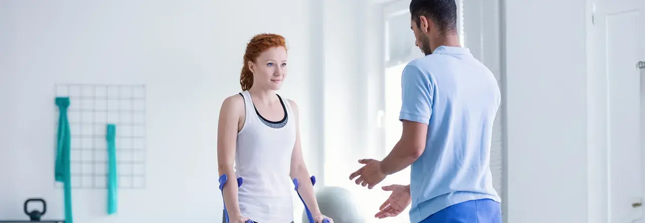 Kto wystawia skierowanie na rehabilitację? Sprawdź, zanim pójdziesz