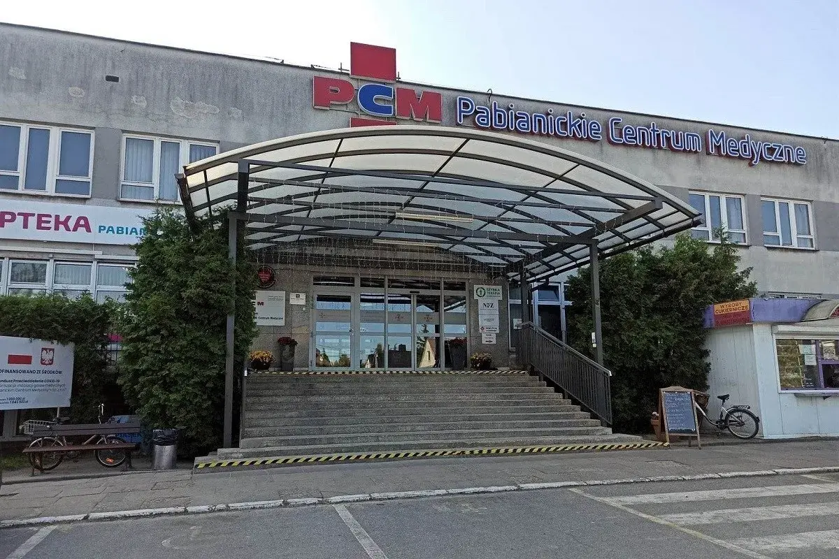 Pabianickie Centrum Medyczne: Jak sprawnie załatwić wizytę i kontakt?