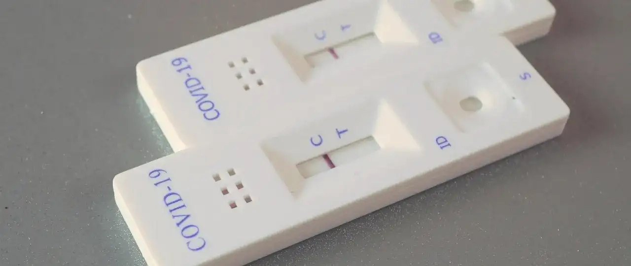 Negatywny test: Koniec kwarantanny? Nie zawsze! Sprawdź zasady