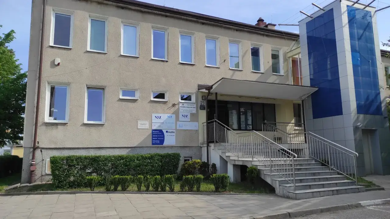 Przychodnia Rodzinna Medica Plus Gdańsk budynek zewnętrzny